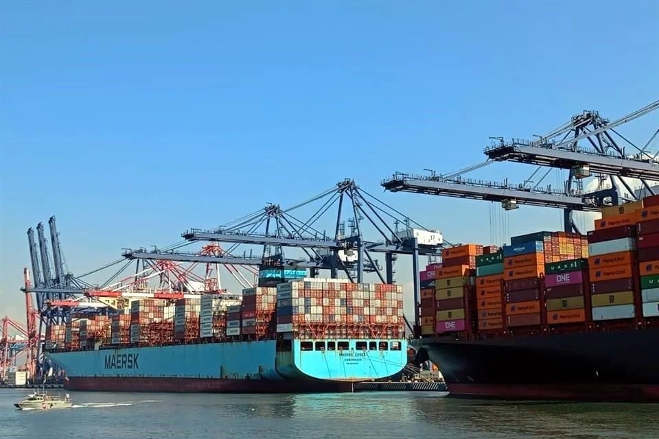 Aprieta a agentes aduanales iniciativa de Sheinbaum