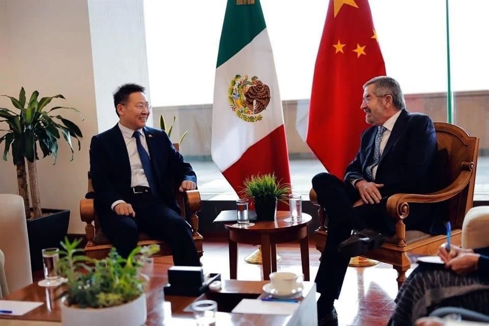 Recibe Canciller a Embajador de China